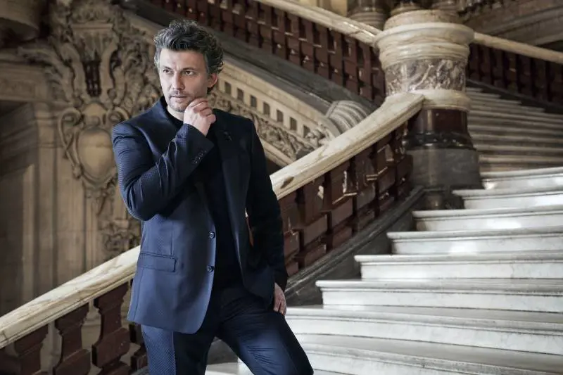 "Io un tenore sexy? La bellezza aiuta ma è la voce che conta"