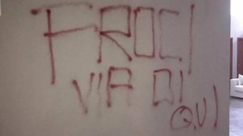 Roma, assalto omofobo a una scuola di danza