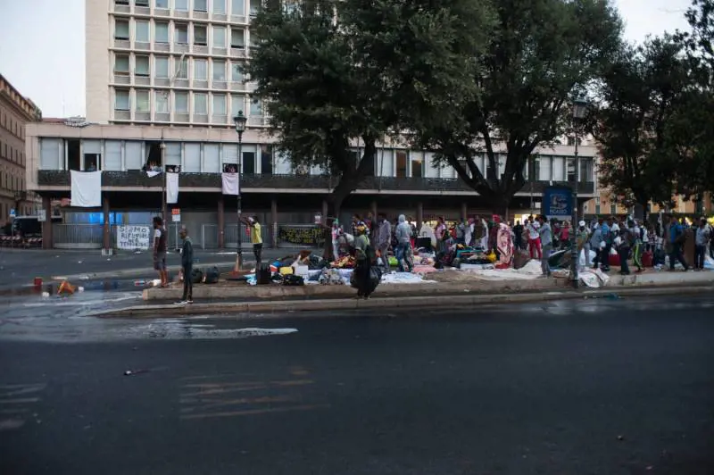 Immigrati liberi di occupare