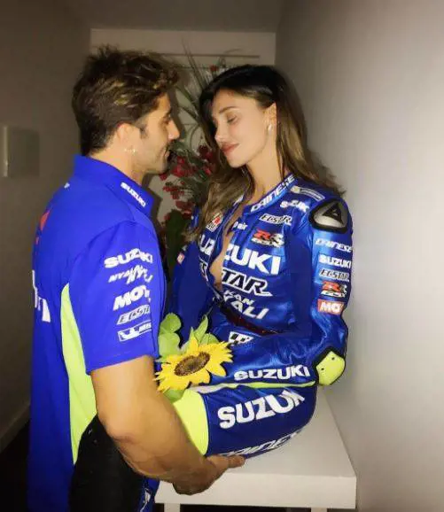 Bufera su Belen Rodriguez: "Iannone cade dalla moto per colpa tua"