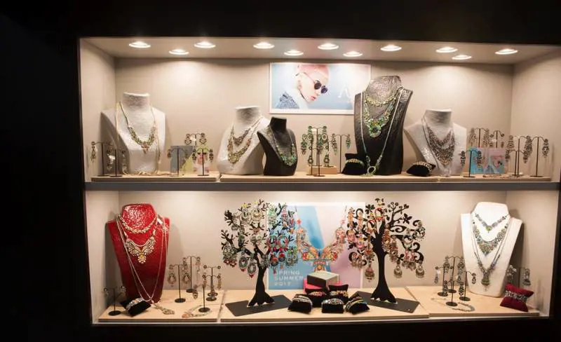 Gioielli e bijoux, a HoMi il fashion è su misura
