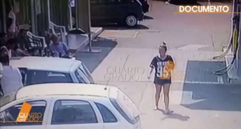 Noemi, l'ombra di un complice: "Ho visto un'altra auto"