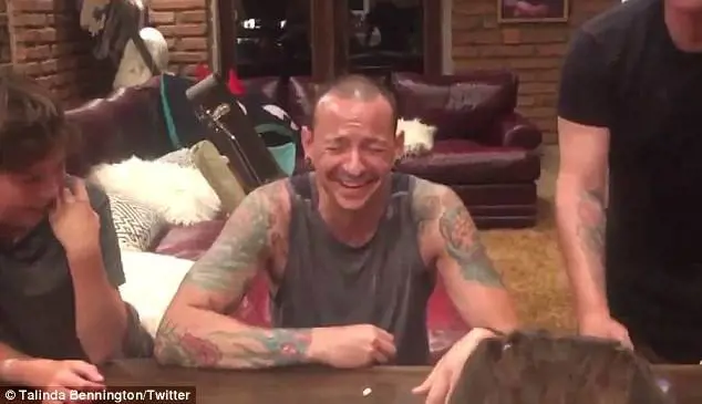 "Quando la depressione non ha volto": ecco Bennington prima del suicidio