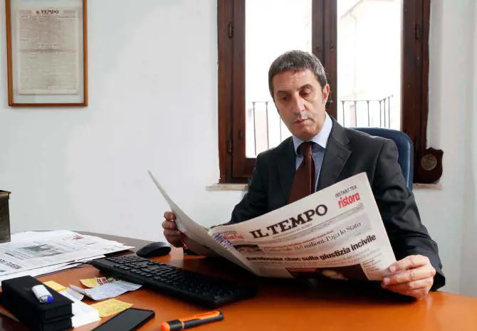 Il direttore del Tempo: "Vogliono processarmi  per aver fatto il cronista"