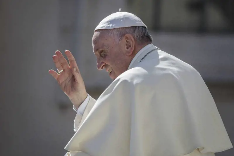 "La verità della fede in pericolo". E firma la correzione a Bergoglio