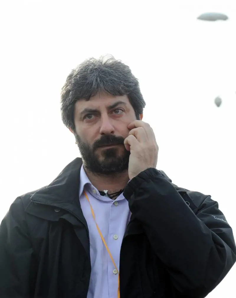 Quel master "fantasma" nel curriculum di Roberto Fico