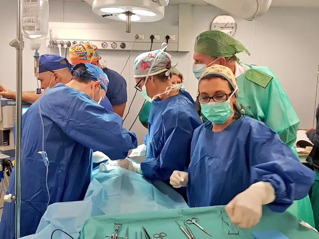 A Palermo il primo caso al mondo: tumore asportato senza il bisturi
