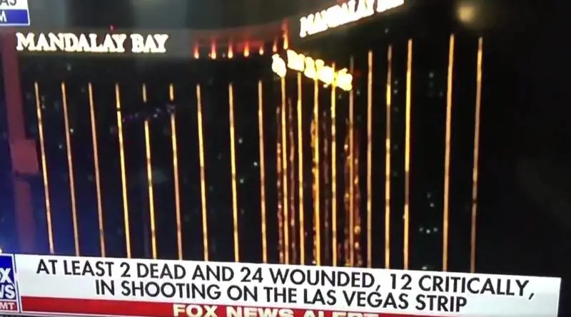 Las Vegas, spari sulla folla: "Un uomo mi è morto tra le braccia"