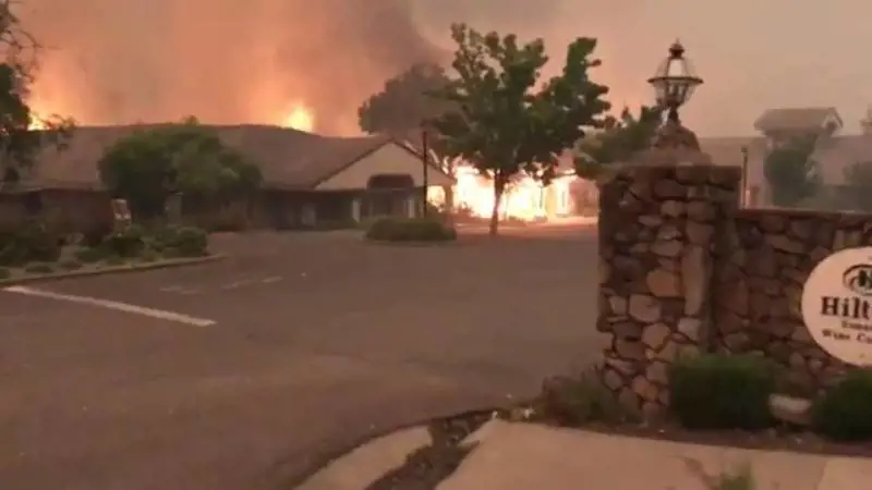 Brucia la Napa Valley. In California è stato d'emergenza