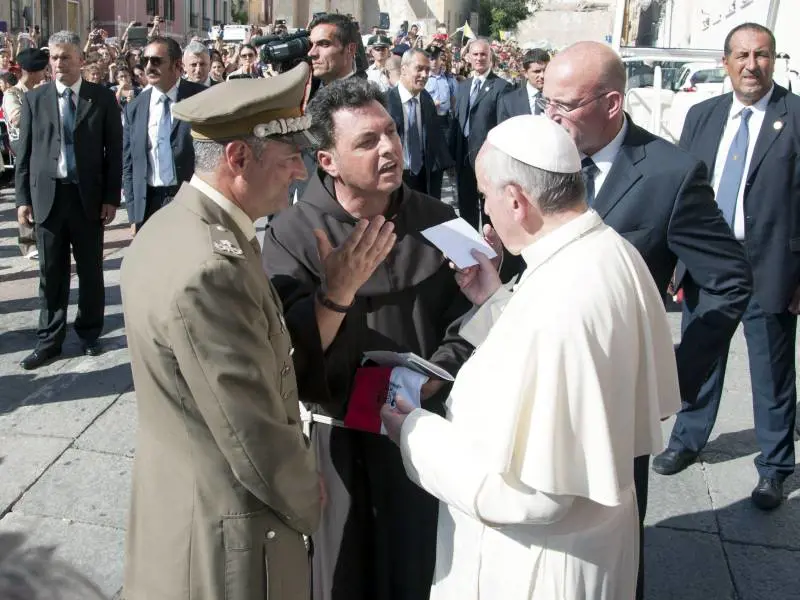 Il prete dei soldati a Nassiriya: "I vescovi? Vadano in guerra"