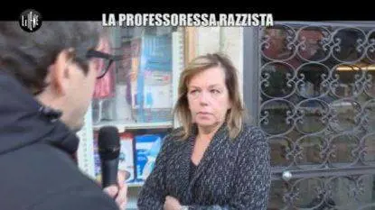 Alla prof anti-migranti augurano di essere sodomizzata