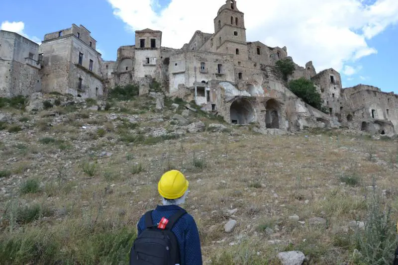 Viaggio a Craco, la città invisibile