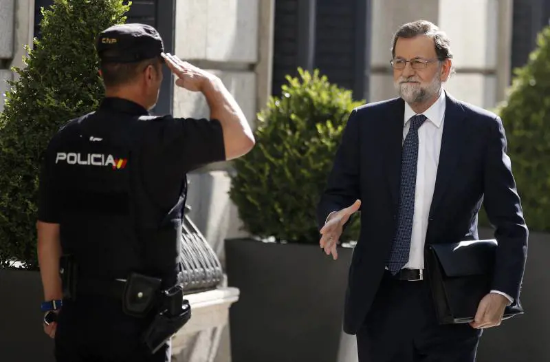 Il governo soffoca la rivolta: "Destituiremo i ribelli"