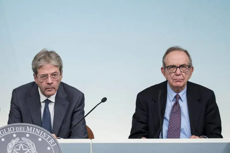 Manovra, la lettera Ue: "Debito è troppo alto"