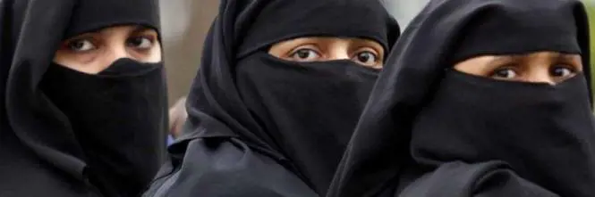 "Stringere la mano ad una donna è peggio che afferrare il fuoco"