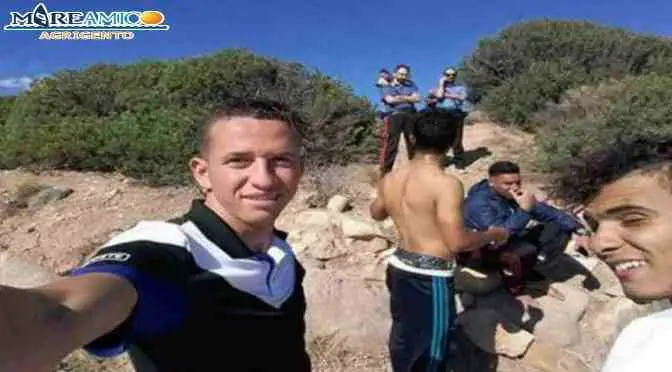 Sbarchi fantasma: ad Agrigento scafista tradito da un selfie