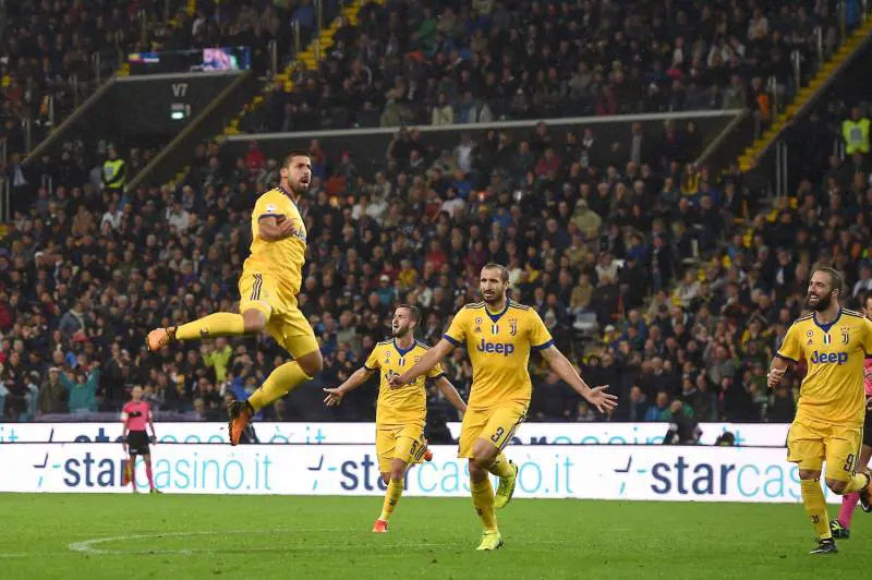 Prova di forza della Juventus: 6-2 all'Udinese in 10 contro 11