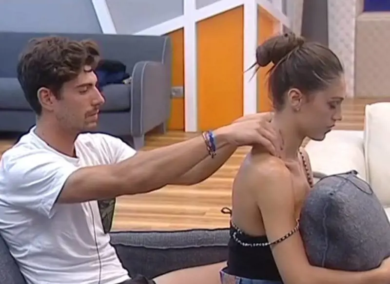 Gf Vip, Cecilia e Ignazio sempre più vicini. E Jeremias li richiama