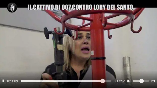 Lo scherzo delle Iene a Lory Del Santo finisce male: lei sbaglia la parte