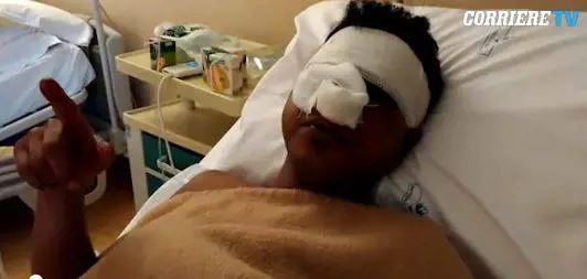 La denuncia dei bengalesi: "Picchiano noi perché non reagiamo"