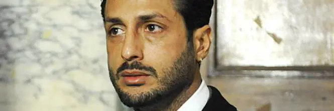 Corona, il pm: "Sequestrare la casa in centro a Milano, restituire 1,8 milioni"