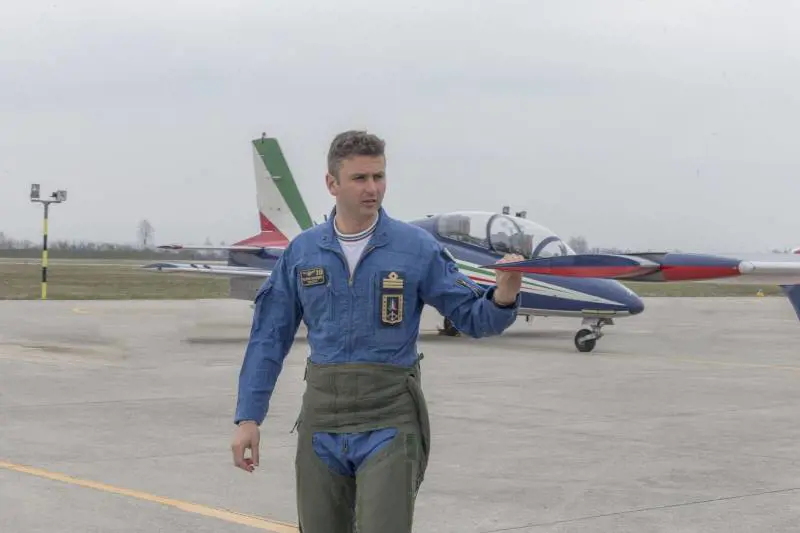 "Sono il solista delle Frecce ma in volo meglio non pensarci"