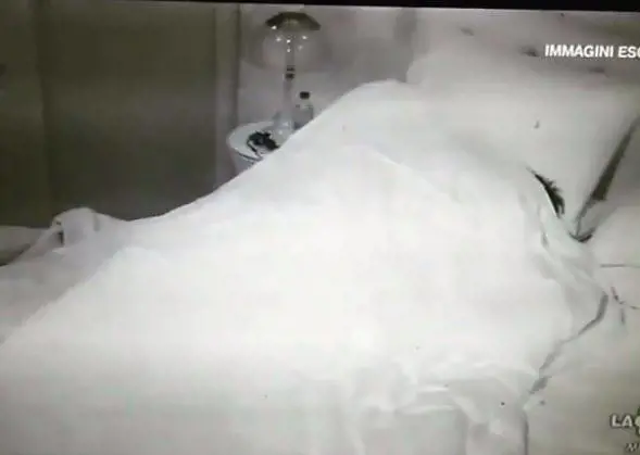 Gf Vip, Ignazio sulla notte di passione con Cecilia: "Il bicchiere era pieno"