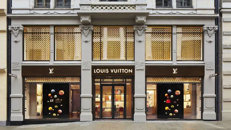 Nei Paradise Papers anche il colosso del lusso Lvmh