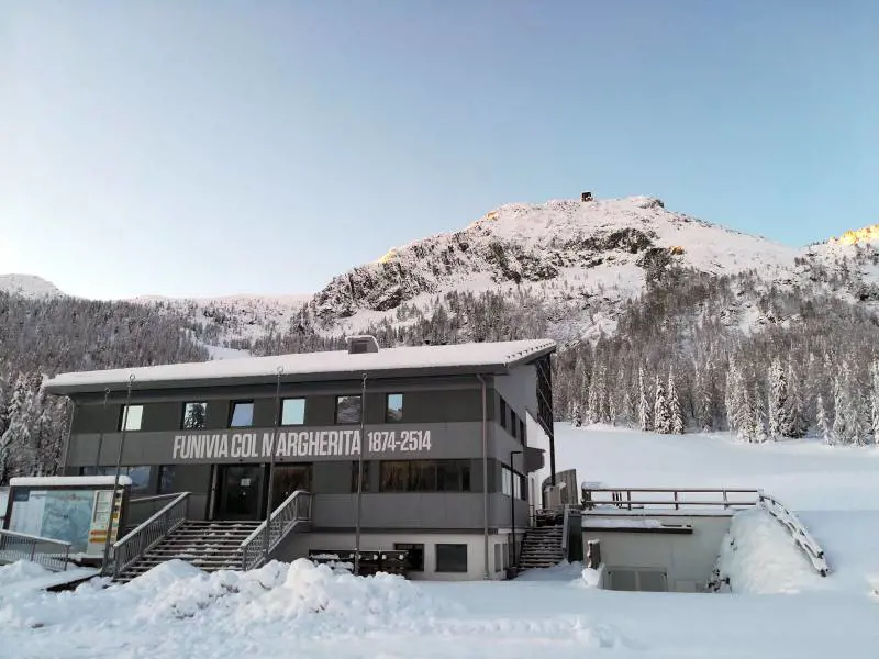 Gelo, nevicate e pioggia, maltempo da Nord a Sud