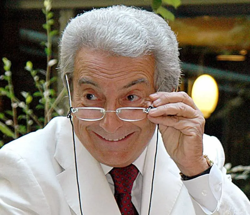 "In tv e con il mio romanzo racconto la Sicilia e la vita"