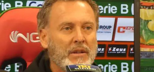 "Ci menano e piangiamo": lo show del tecnico della Ternana