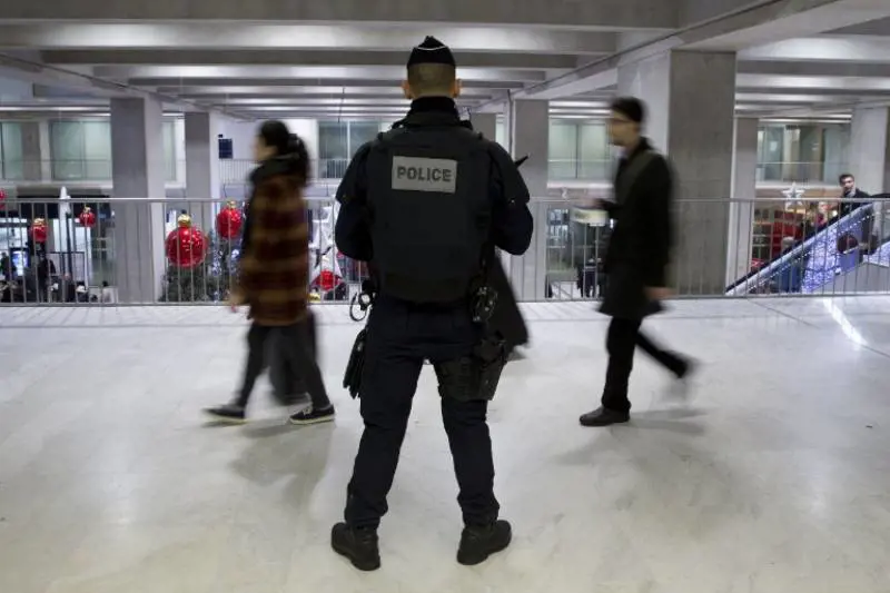 Milano hub della rete jihadista "Cento milioni per il terrore"
