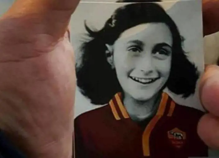 Adesivi su Anna Frank, risposte dei laziali a pm: "Credevo fosse un'attrice"