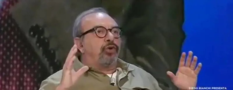 Vauro: “Il governo è vomito e bile. Salvini imbecille”