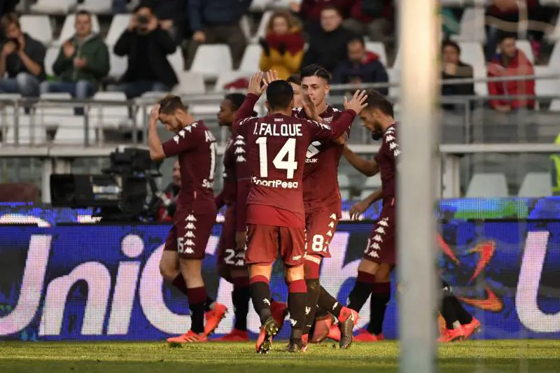 Serie A, il Benevento perde ancora. Pareggi per Torino e Fiorentina