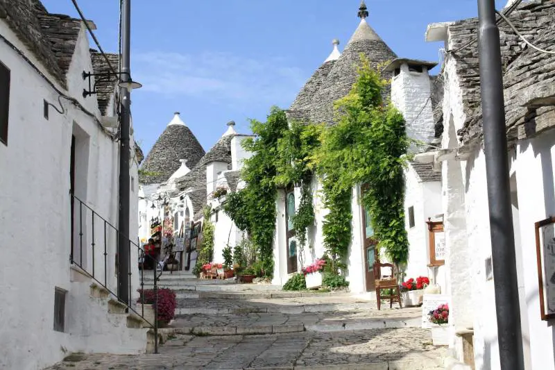 Trulliland, la nuova serie Disney ambientata ad Alberobello