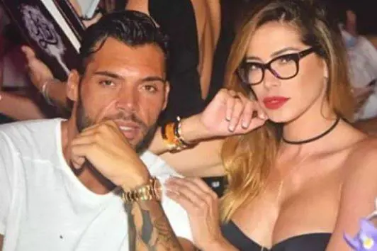 Gf Vip, il fidanzato di Aida rompe il silenzio: "Non voglio fare la figura del cornuto"