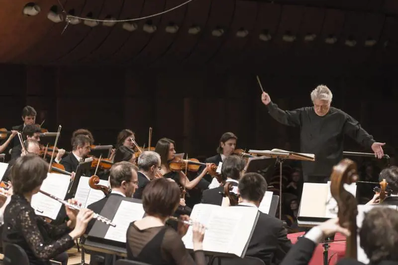 Flor stasera dirige Mahler: La "Nona"? Un testamento