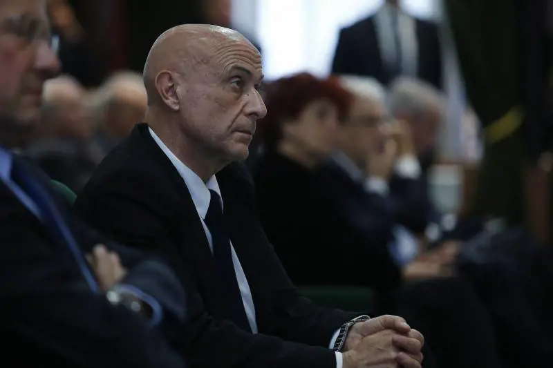 Pacco nascosto di Minniti Accogliere i migranti costerà altri 640 milioni