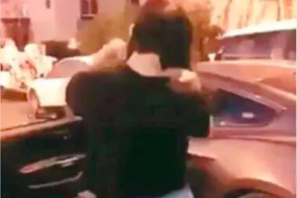 Balla in strada: una donna del Kuwait ora rischia l'arresto