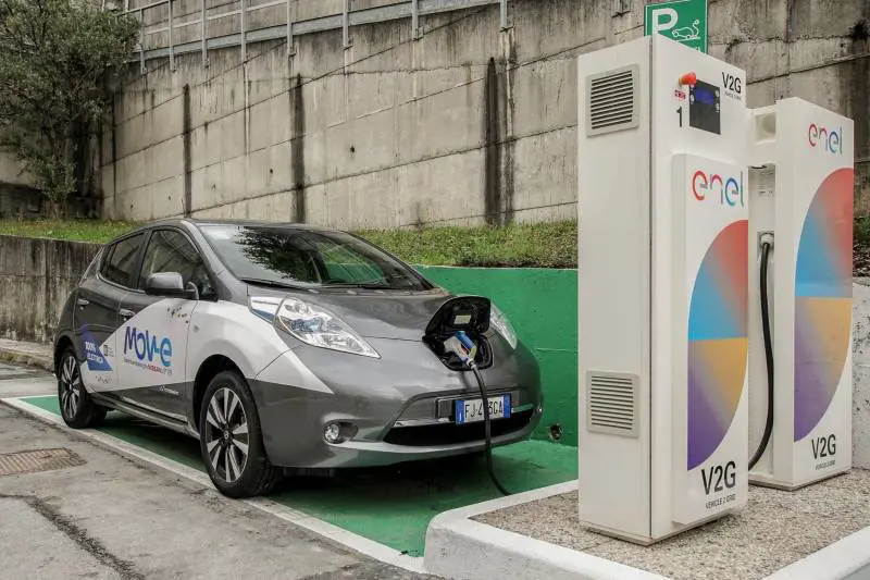 "Addio al diesel nel 2040. Anche l'Italia si prepari"
