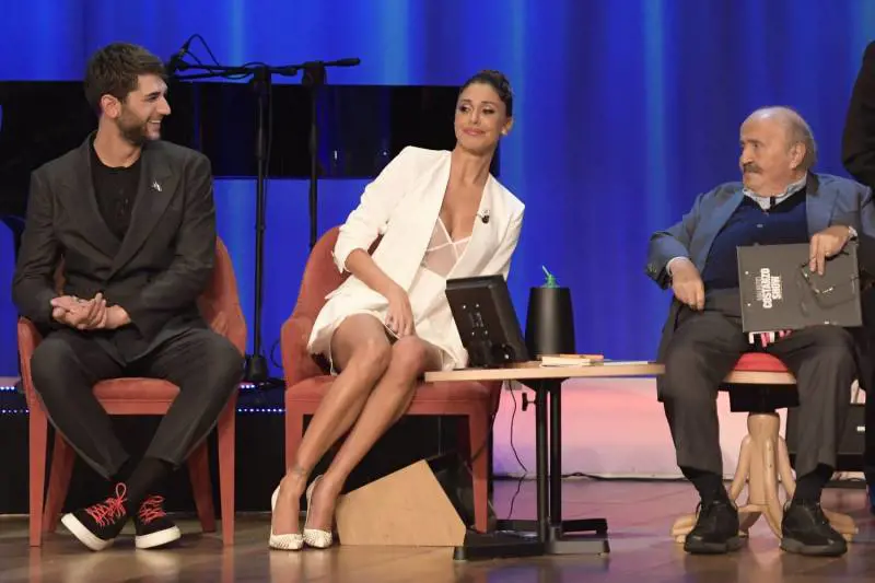 Maurizio Costanzo difende Brizzi: "Certe donne cercano soltanto la popolarità"