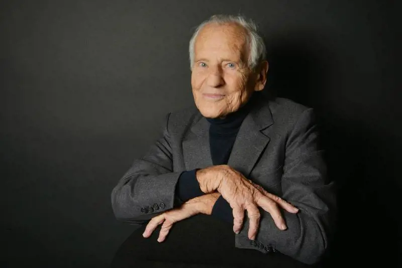 Jean d'Ormesson: a Dio piacendo, un vero conservatore