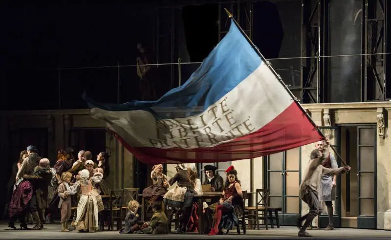Il "tenorissimo" convince tutti: applausi all’"Andrea Chénier"