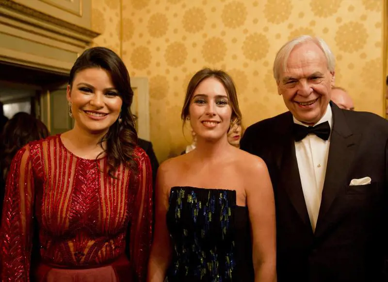 La Boschi entra dal retro:  "Io ho paura dei fischi? Evito solo il red carpet..."