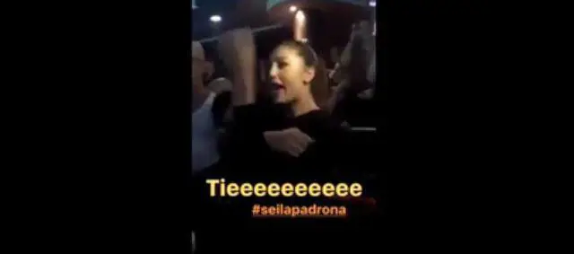 Cecilia Rodriguez fischiata in discoteca. E lei fa il gesto dell'ombrello