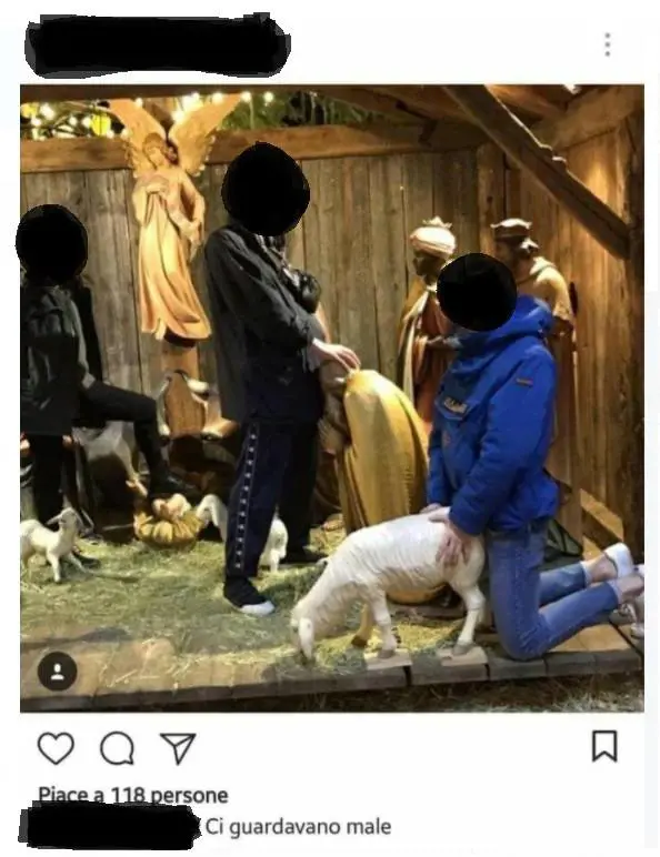 Choc a Bolzano, il presepe oltraggiato da 3 ragazzi