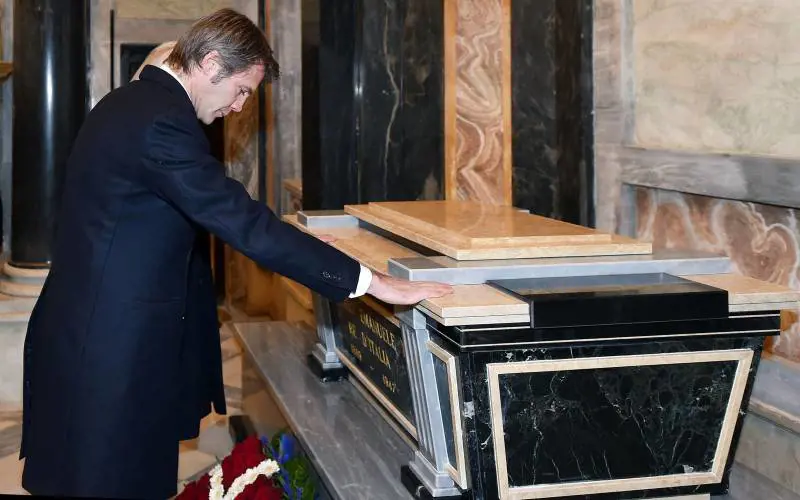 "Il mio bisnonno era italiano: ha diritto di riposare in Patria"