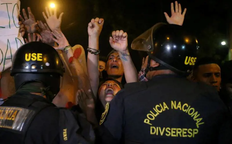 La rivolta dei peruviani  in piazza contro i corrotti e il patto della vergogna