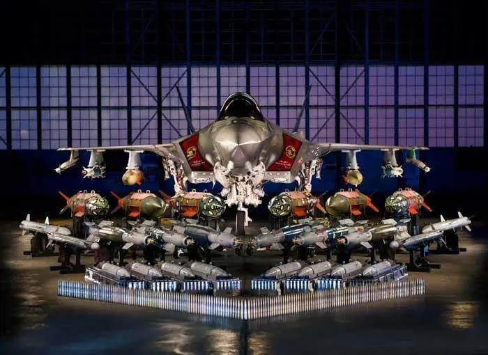 F-35, Lockheed svela la configurazione "Beast"